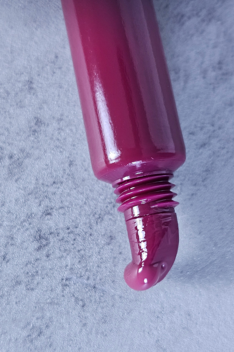 SILKY LIPS